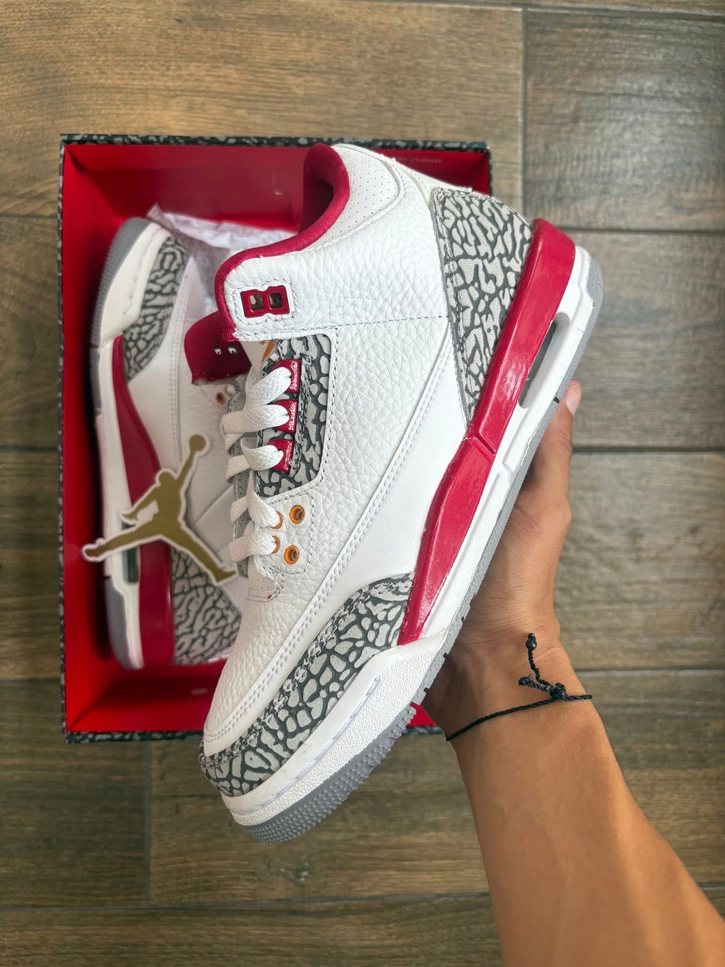 Retro 3 red
