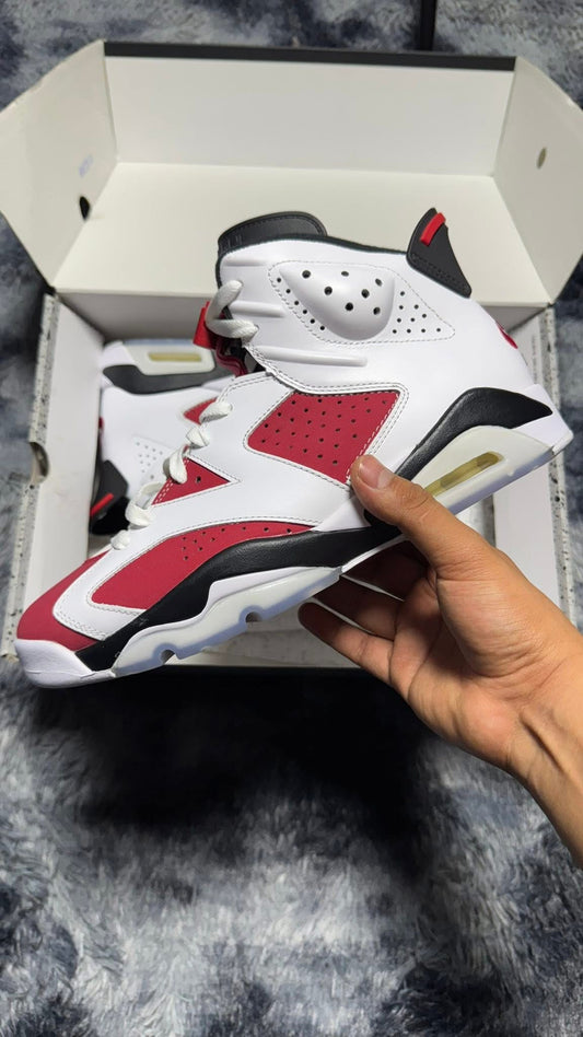 Retro 6 carmine
