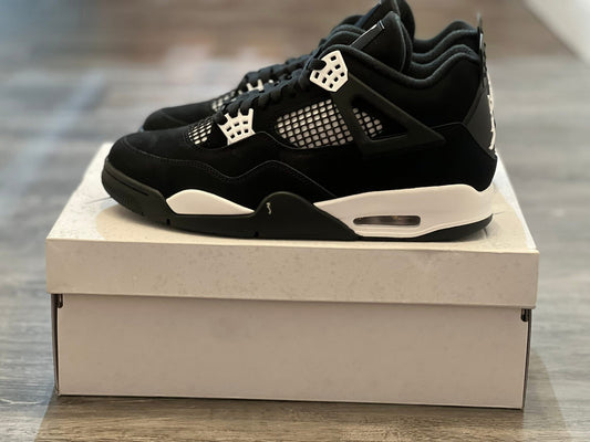 Retro 4 thunder white