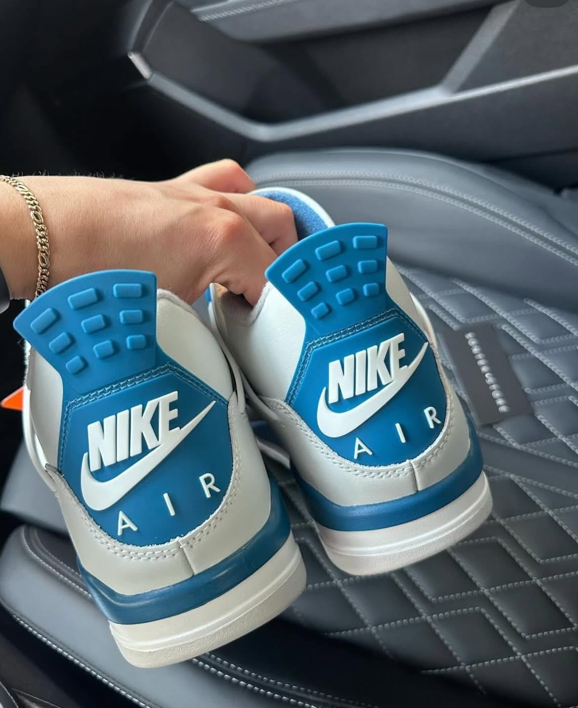 Retro 4 military blue