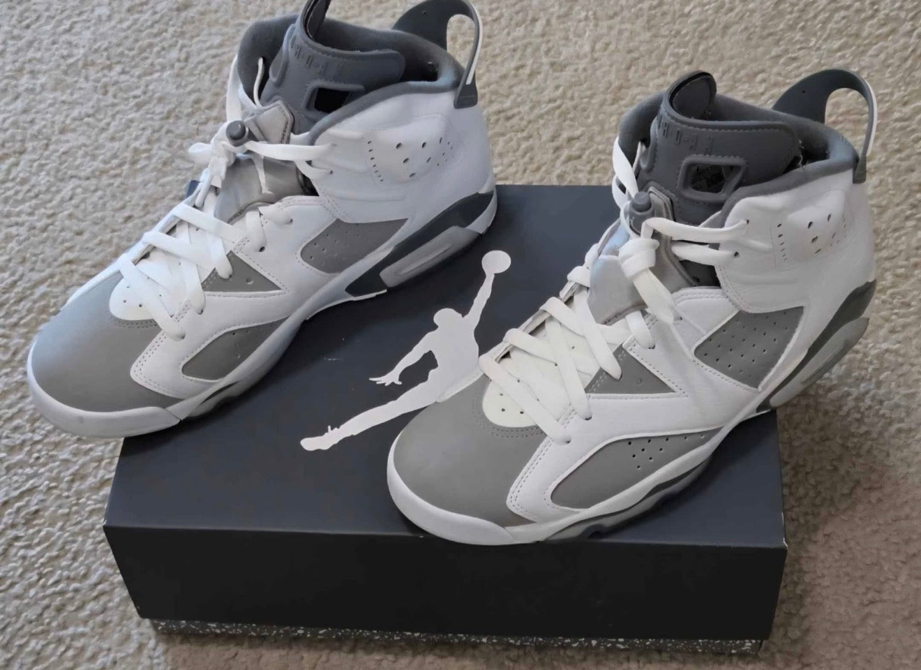 Retro 6 cool grey