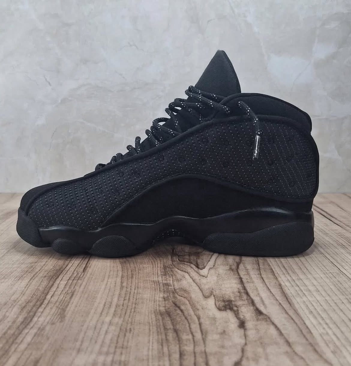 Retro 13 black cat