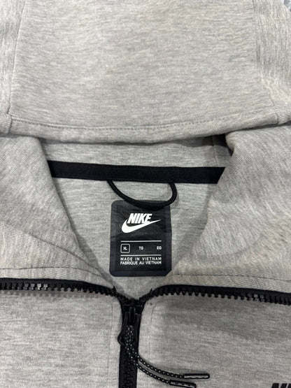 Conjunto Nike tech entero