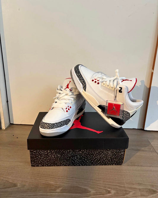 Retro 3 white cement