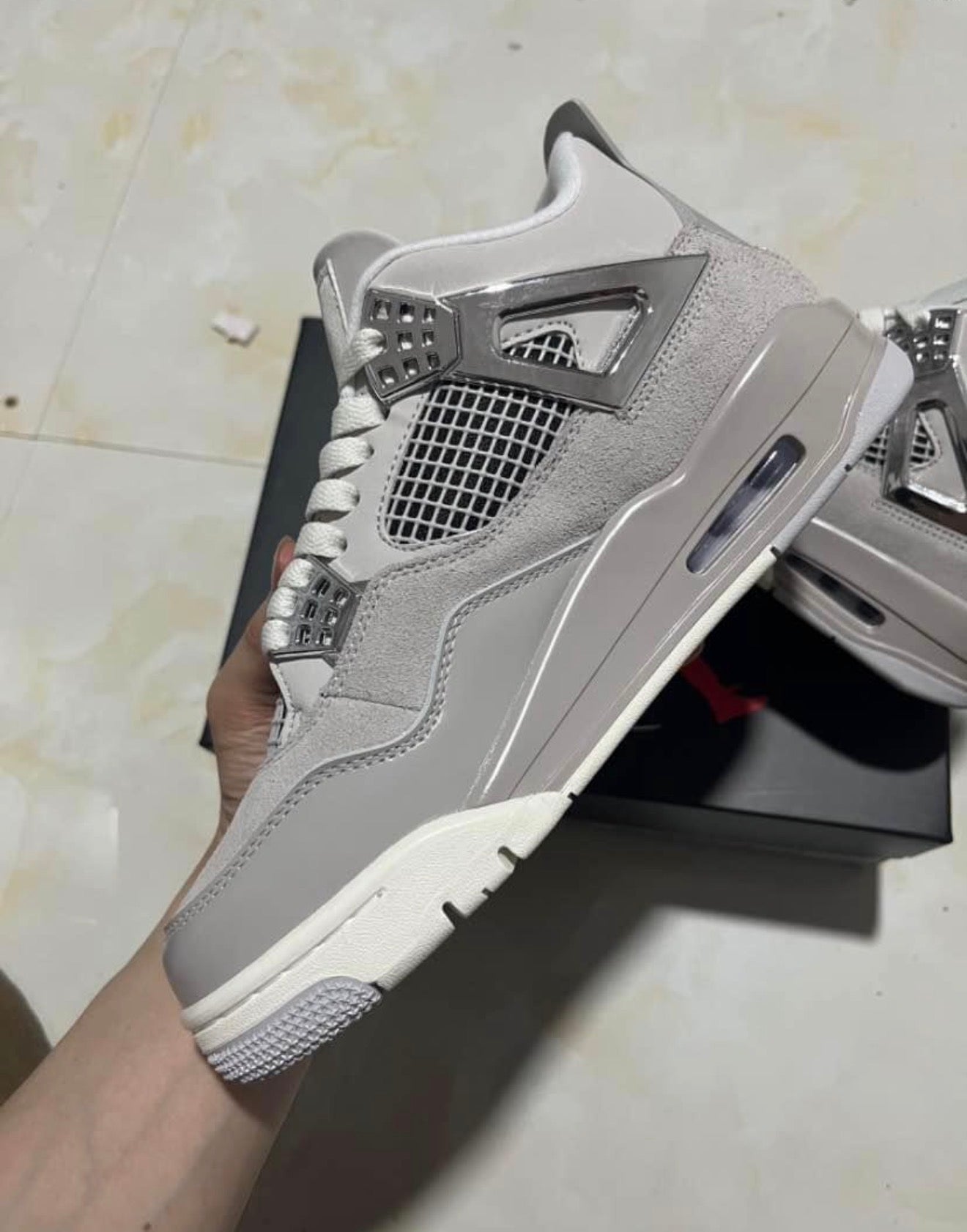 Retro 4 frozen moments