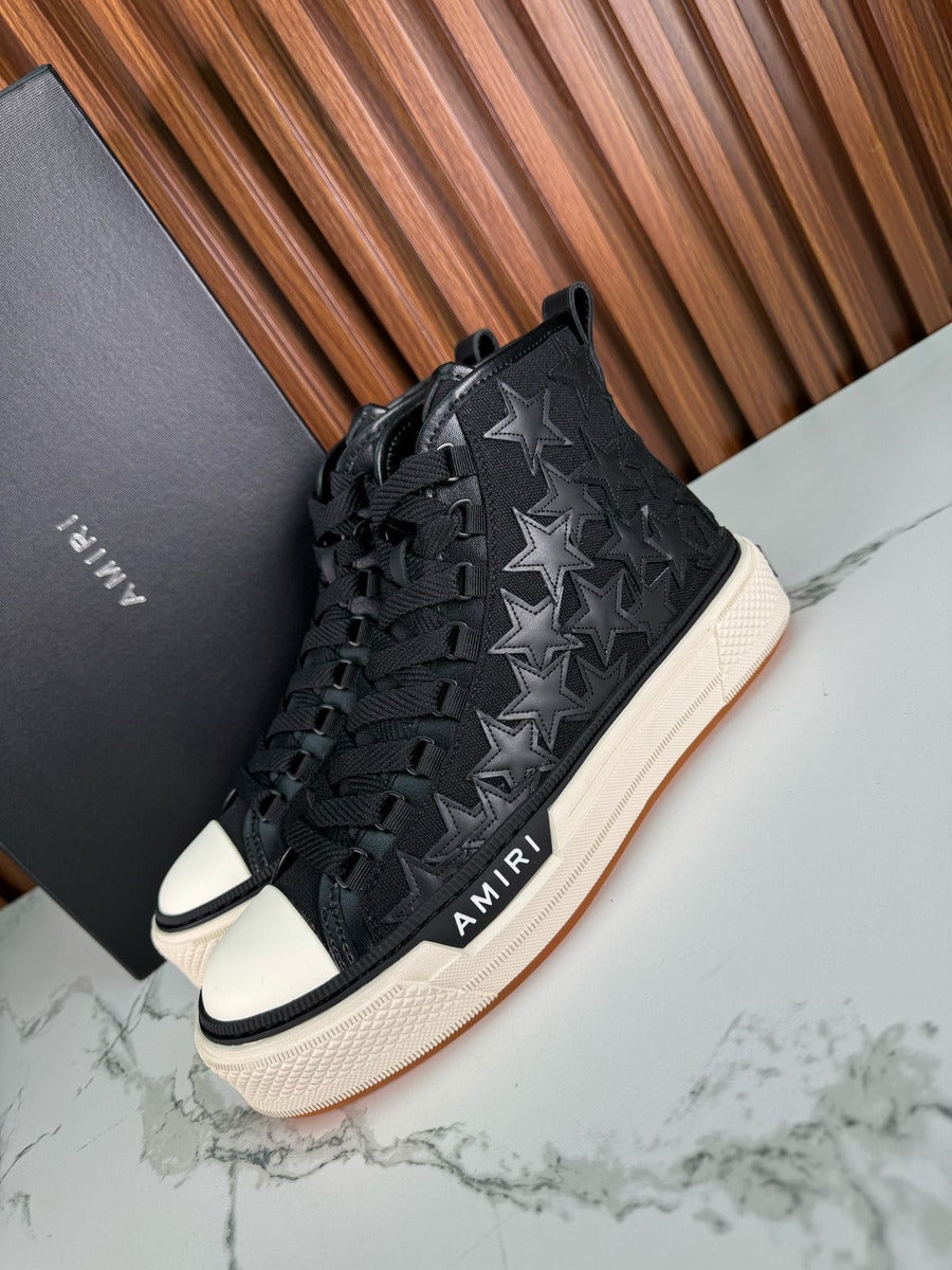 Amiri court star