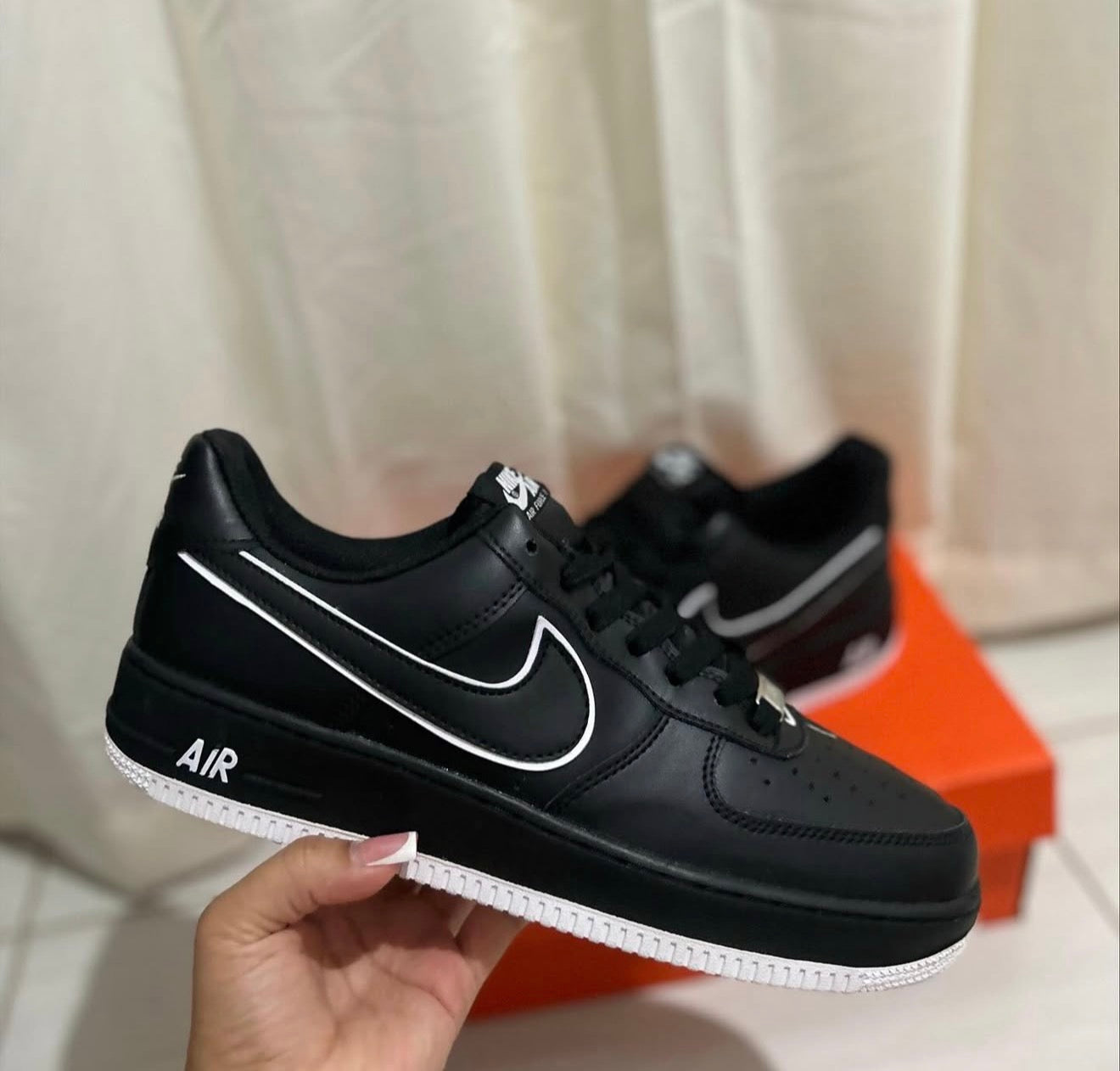 Nike af1 negras