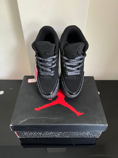 Retro 3 black cat