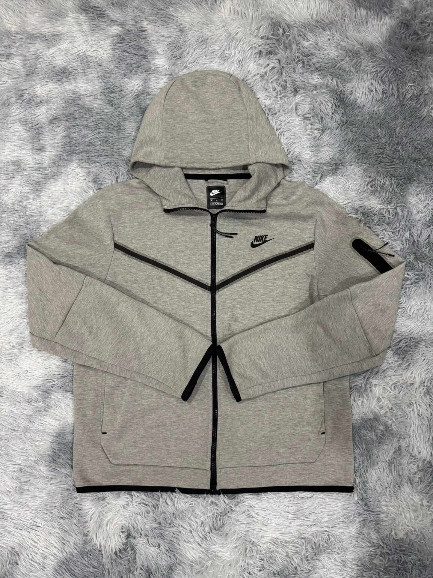 Conjunto Nike tech entero