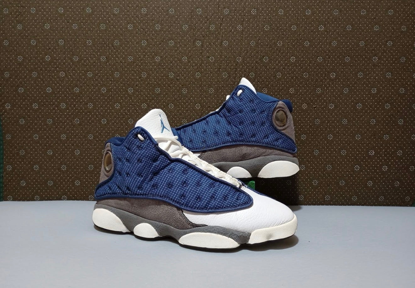 Retro 13 flint