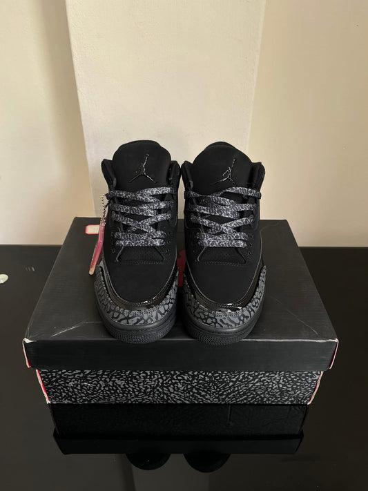 Retro 3 black cat