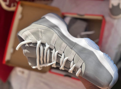 Retro 11 gris