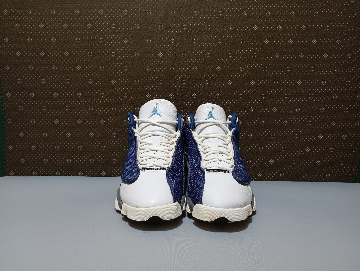 Retro 13 flint