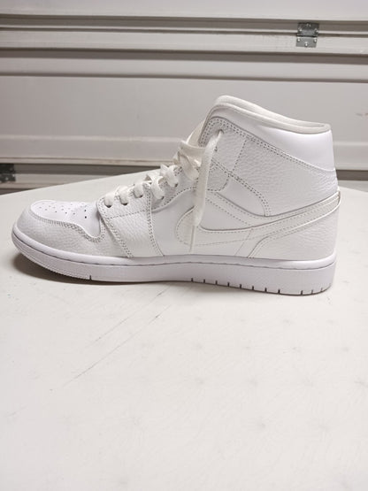 Retro 1 mid triple white