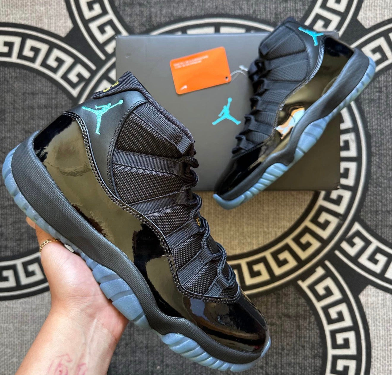 retro 11 Gamma blue